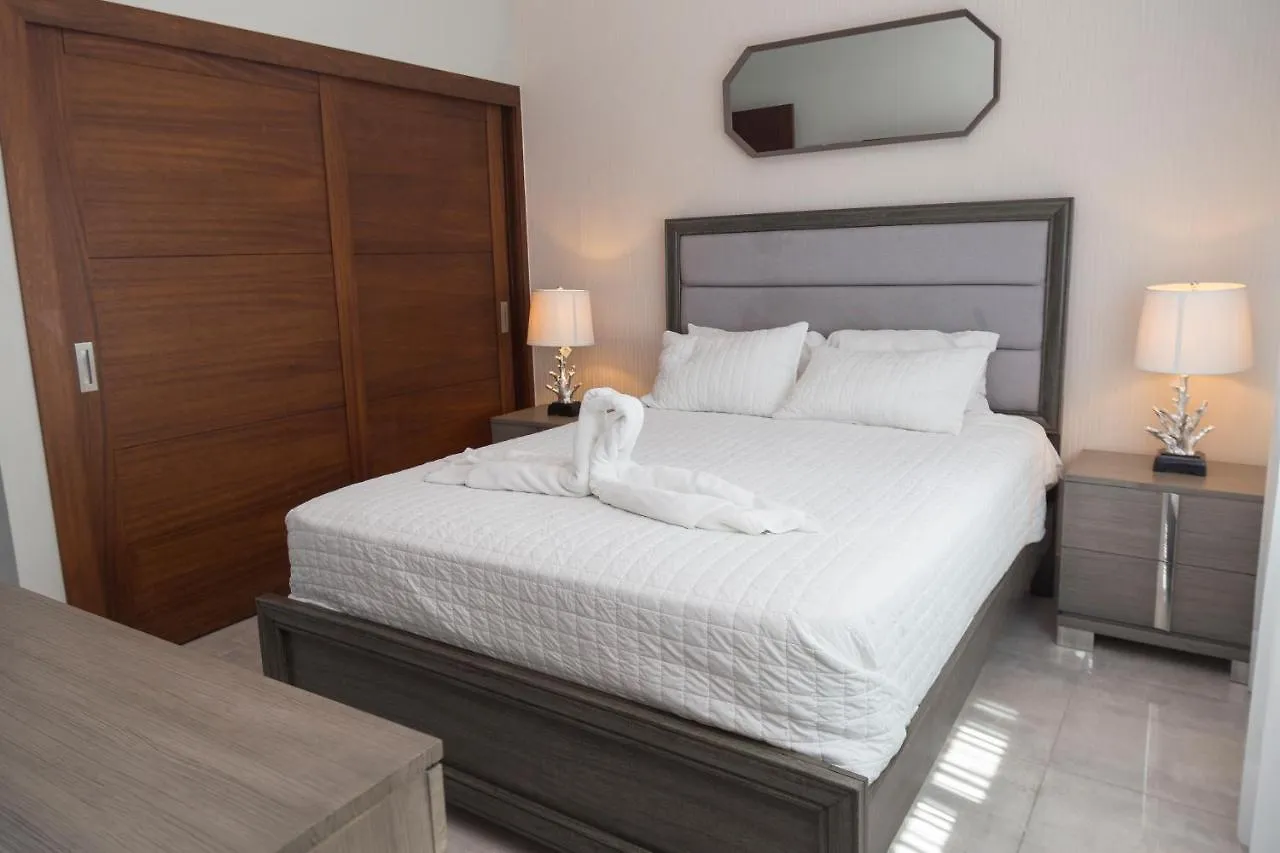 Soha Suites Santiago De Los Caballeros 0*,